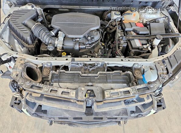 3GNKBHRS8LS637938 2020 CHEVROLET BLAZER Silver Widok wnętrza z tyłu
