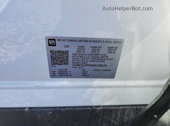 3GNKBJRS0NS136570 2022 CHEVROLET BLAZER White Vista del compartimento del motor