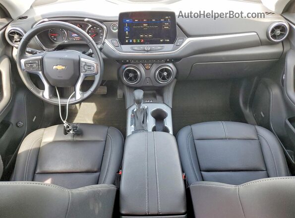 3GNKBJRS6PS228155 2023 CHEVROLET BLAZER White Vista del salpicadero