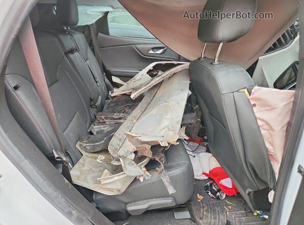 3GNKBJRS8NS150202 2022 CHEVROLET BLAZER White Vista interior trasera