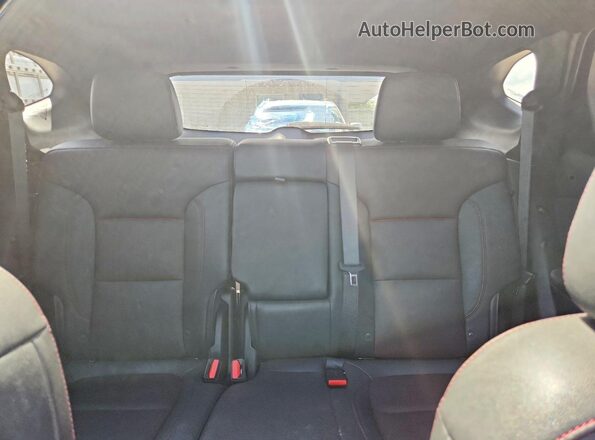 3GNKBKRS6NS230068 2022 CHEVROLET BLAZER Red Vista de los asientos traseros