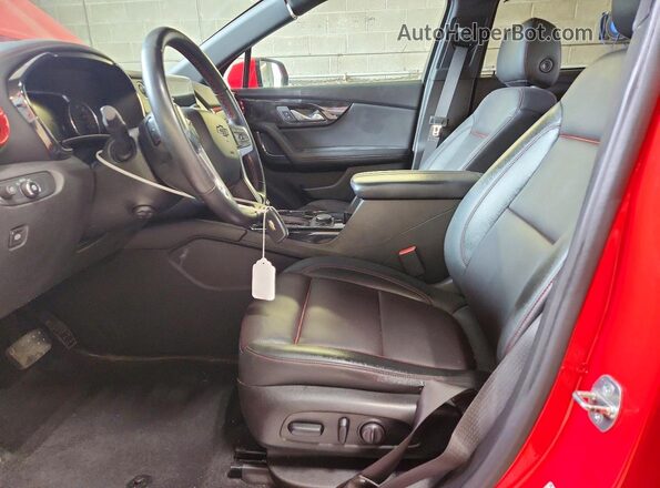 3GNKBKRS8MS524506 2021 CHEVROLET BLAZER Red Vista interior delantera