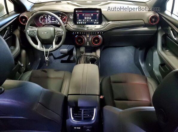3GNKBKRSXRS244917 2024 CHEVROLET BLAZER Gray Vista del salpicadero