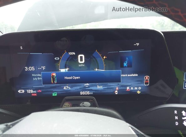 3GNKD1RJ1SS180946 2025 CHEVROLET OTHER Gray Widok tylnych siedzeń