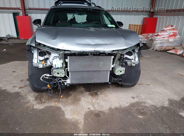 3GNKD1RJ1SS180946 2025 CHEVROLET OTHER Gray Widok z przodu