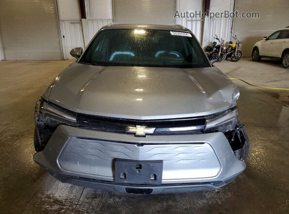 3GNKDBRJ5RS216217 2024 CHEVROLET BLAZER Серый Вид спереди