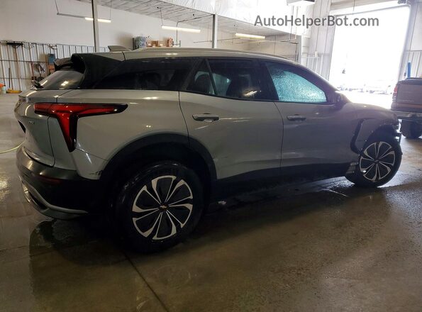 3GNKDBRJ5RS216217 2024 CHEVROLET BLAZER Серый Задняя правая четверть