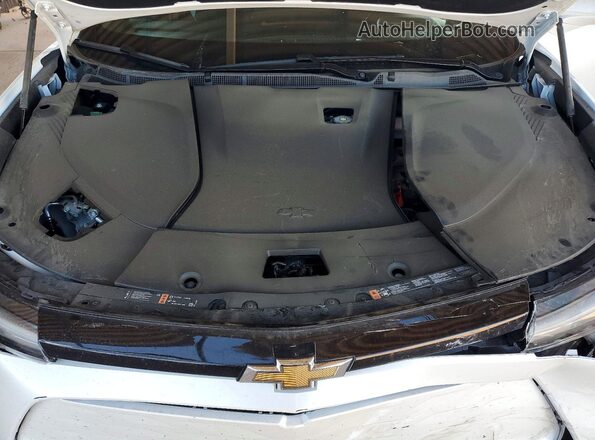 3GNKDBRJ5RS229971 2024 CHEVROLET BLAZER White Engine compartment view