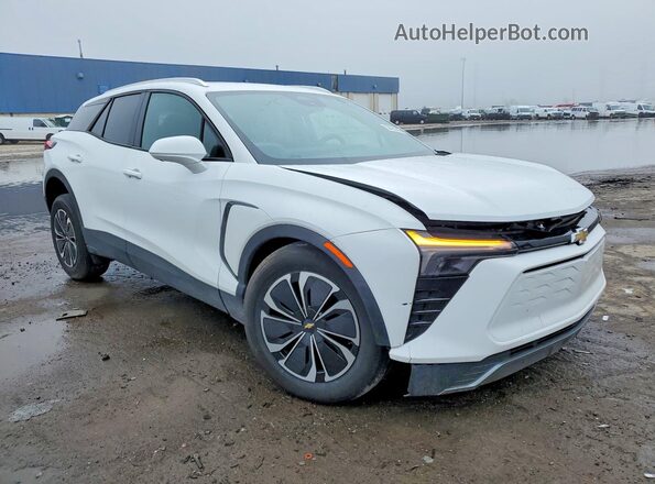 3GNKDBRJ5RS252201 2024 CHEVROLET BLAZER White Przód prawy