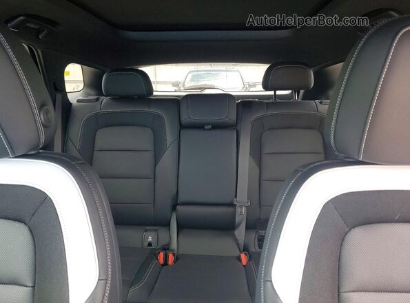 3GNKDBRJ9RS192553 2024 CHEVROLET BLAZER Синий Вид задних сидений