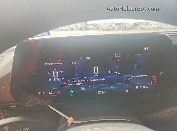 3GNKDGRJ4SS154733 2025 CHEVROLET BLAZER Red Instrument cluster view