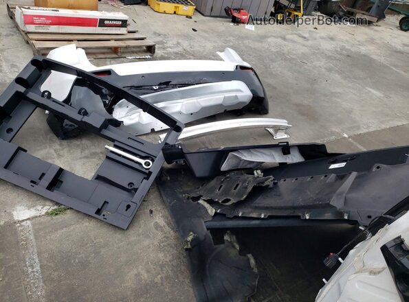 3GPKHWRM0SS503922 2025 HONDA PROLOGUE White Widok komory silnika