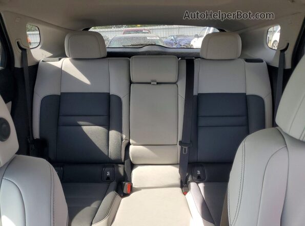 3GPKHWRM9SS505149 2025 HONDA PROLOGUE Silver Widok tylnych siedzeń