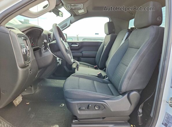 3GTNHAEK1RG447749 2024 GMC SIERRA White Front interior view