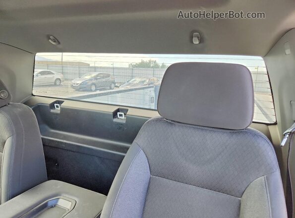 3GTNHAEK1RG447749 2024 GMC SIERRA White Rear seats view