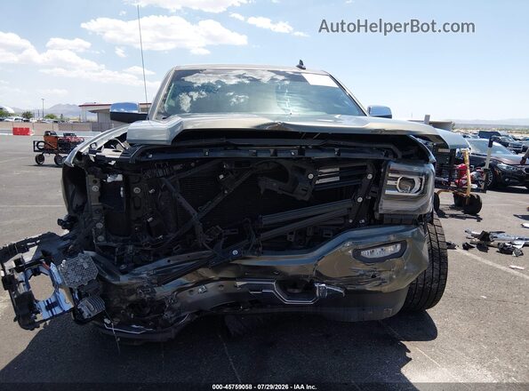 3GTP1PEC2JG569761 2018 GMC SIERRA Green Widok wnętrza z tyłu