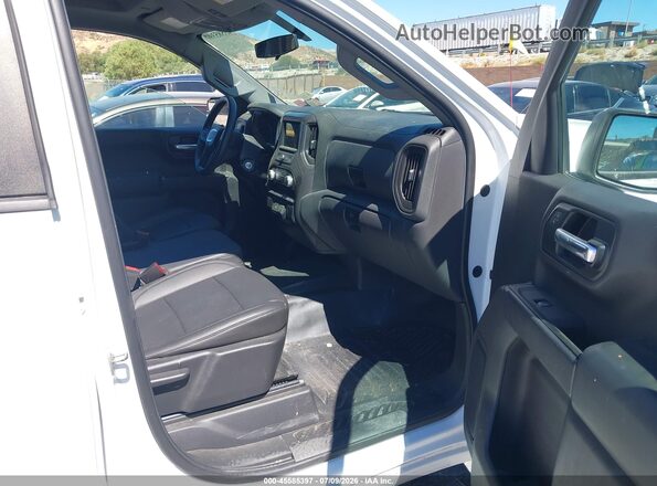 3GTP8AEF9KG132392 2019 GMC SIERRA White Front interior view