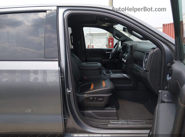 3GTP9EEL3NG126005 2022 GMC SIERRA Silver Widok wnętrza z przodu