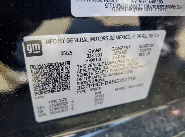 3GTPHCED9SG351718 2025 GMC SIERRA Black Շարժիչի բաժամունքի տեսք