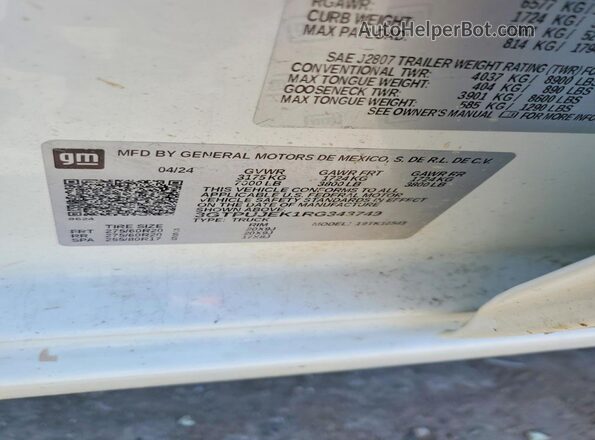 3GTPUJEK1RG343749 2024 GMC SIERRA White Widok komory silnika