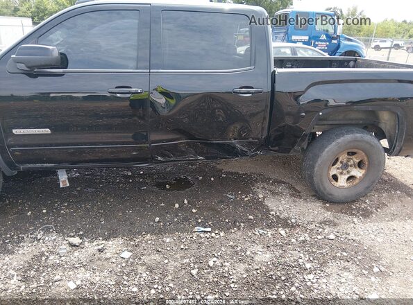3GTU2MEC0HG177077 2017 GMC SIERRA Black Widok z przodu