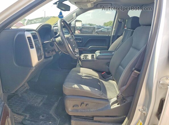3GTU2MECXHG157645 2017 GMC SIERRA Silver Вид салону спереду
