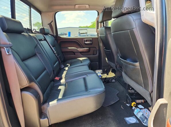 3GTU2NEC2HG336770 2017 GMC SIERRA Gray Widok tylnych siedzeń