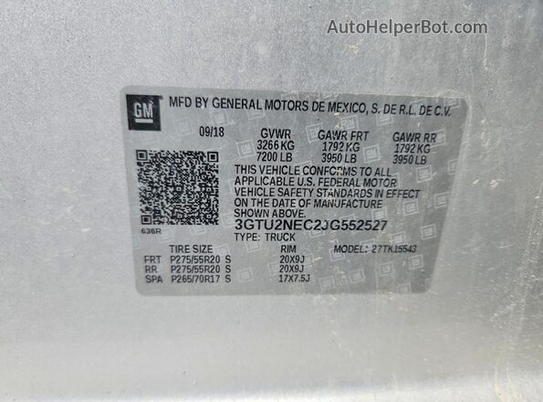 3GTU2NEC2JG552527 2018 GMC SIERRA Silver Вид підкапотного простору