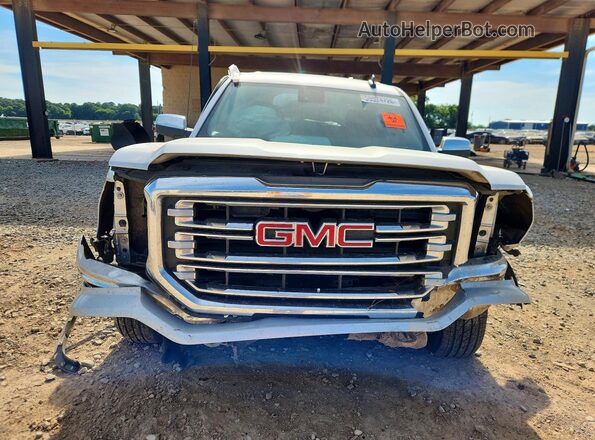 3GTU2NEC3JG525482 2018 GMC SIERRA Серебряный Вид спереди
