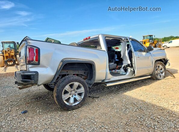 3GTU2NEC3JG525482 2018 GMC SIERRA Серебряный Задняя правая четверть