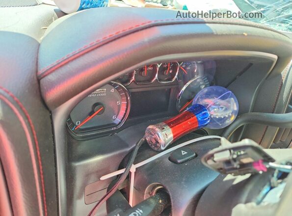 3GTU2NEC4HG240249 2017 GMC SIERRA White Widok zestawu wskaźników