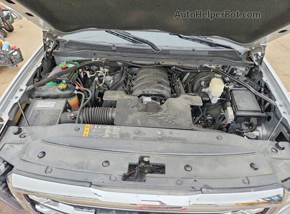 3GTU2NEC6JG464421 2018 GMC SIERRA Silver Вид задньої частини салону