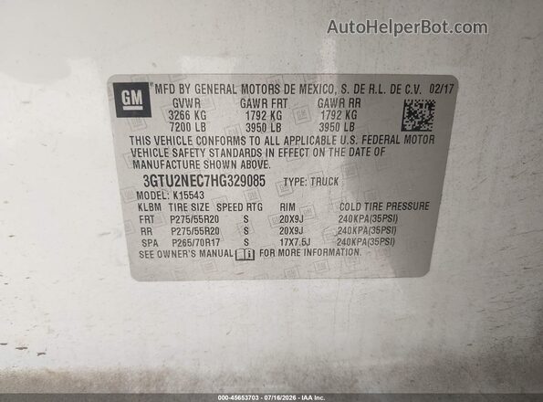3GTU2NEC7HG329085 2017 GMC SIERRA White Vista del compartimento del motor