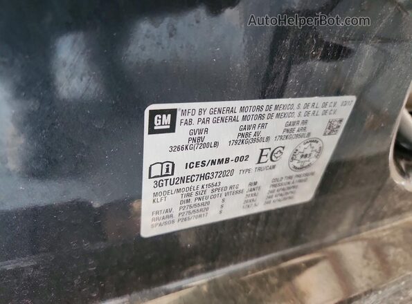 3GTU2NEC7HG372020 2017 GMC SIERRA Gray Engine compartment view
