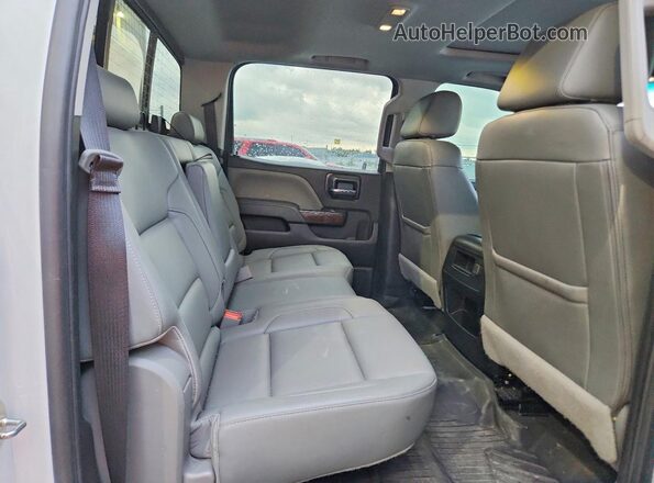 3GTU2NEC8JG571230 2018 GMC SIERRA White Widok tylnych siedzeń