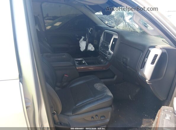 3GTU2NECXJG493100 2018 GMC SIERRA Silver Front interior view