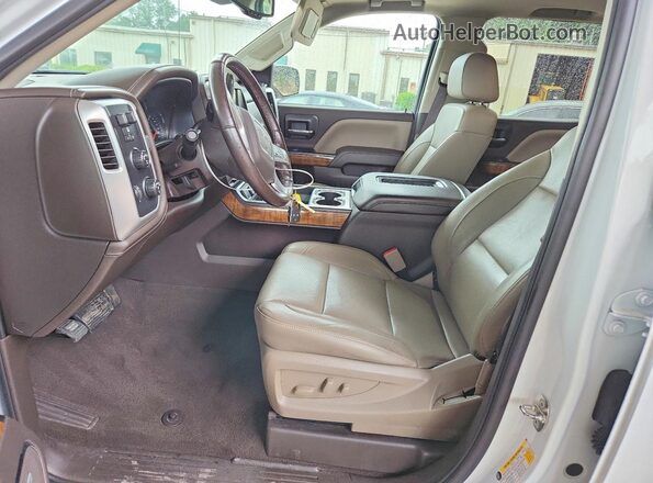 3GTU2NEJ1JG610237 2018 GMC SIERRA White Widok wnętrza z przodu