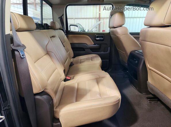 3GTU2PEJ6JG565422 2018 GMC SIERRA Black Widok tylnych siedzeń