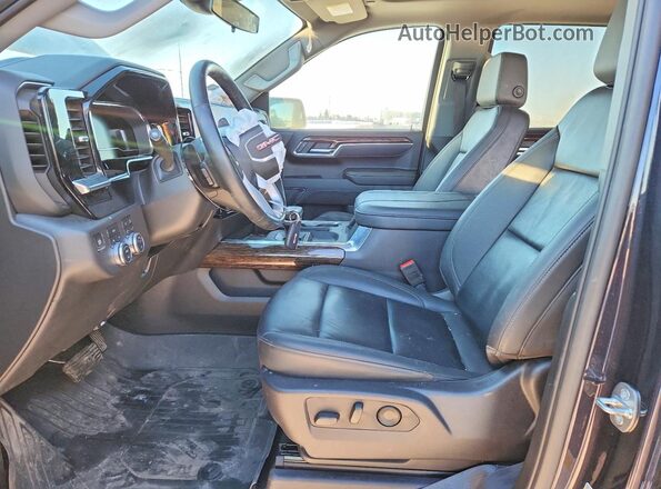 3GTUUCE84RG454637 2024 GMC SIERRA Gray Widok wnętrza z przodu