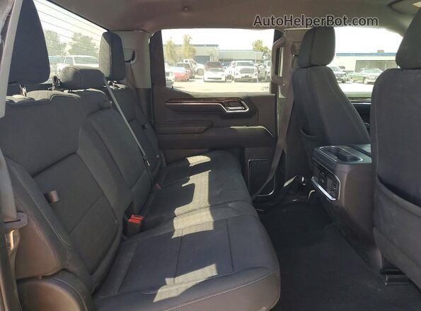3GTUUCED8RG452774 2024 GMC SIERRA Gray Widok tylnych siedzeń