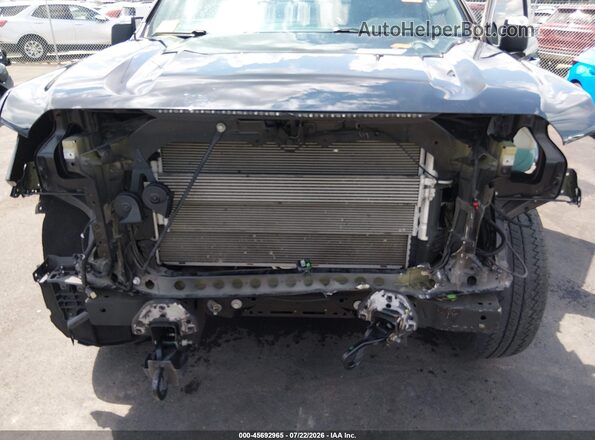 3GTUUDED8NG511127 2022 GMC SIERRA Black Front interior view
