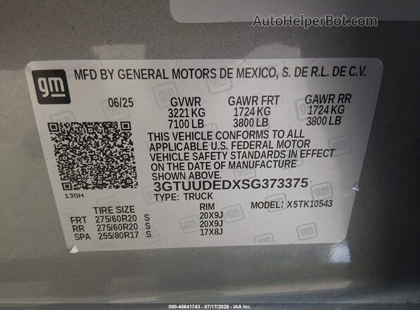 3GTUUDEDXSG373375 2025 GMC SIERRA Gray Widok komory silnika