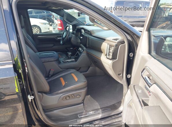3GTUUEE82RG453305 2024 GMC SIERRA Gray Widok wnętrza z przodu