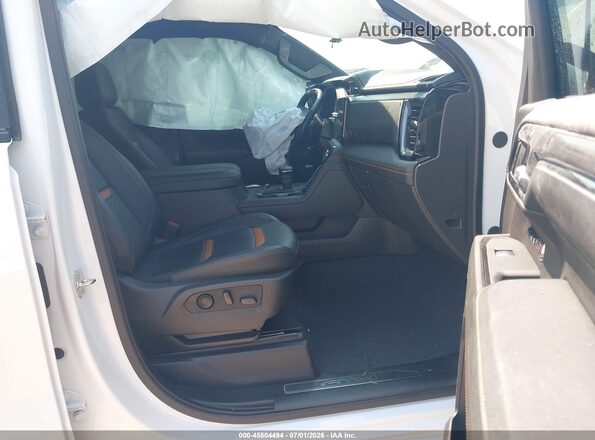 3GTUUEE87RG343317 2024 GMC SIERRA White Вид салону спереду
