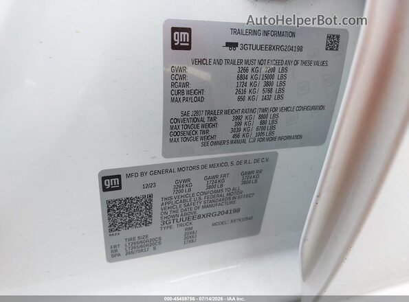 3GTUUEE8XRG204198 2024 GMC SIERRA White Widok komory silnika