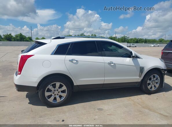 3GYFNBE32GS559394 2016 CADILLAC SRX White Rear interior view