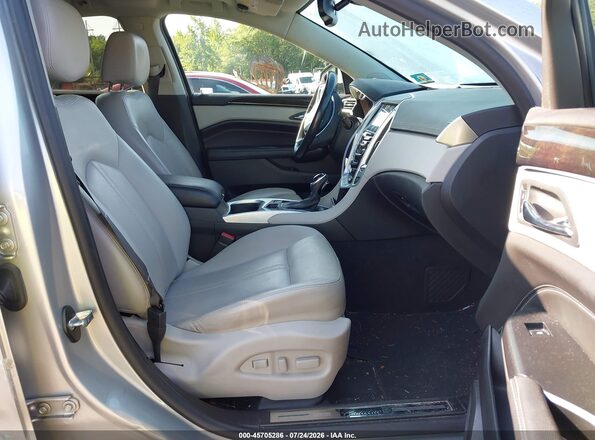 3GYFNBE36GS506939 2016 CADILLAC SRX Silver Widok wnętrza z przodu