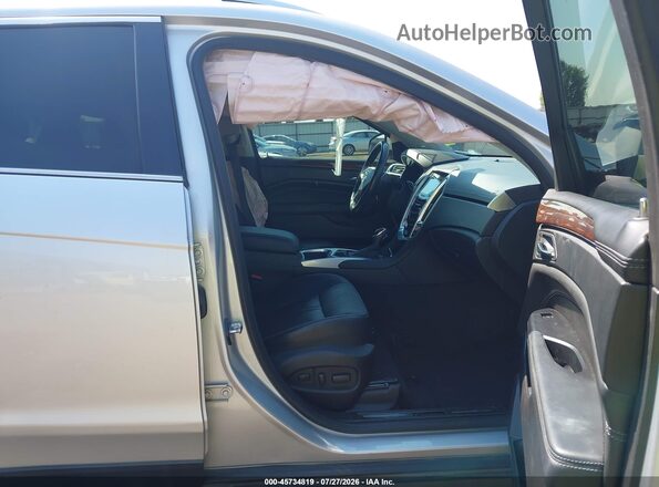 3GYFNBE38GS582341 2016 CADILLAC SRX Серебряный Вид салона спереди