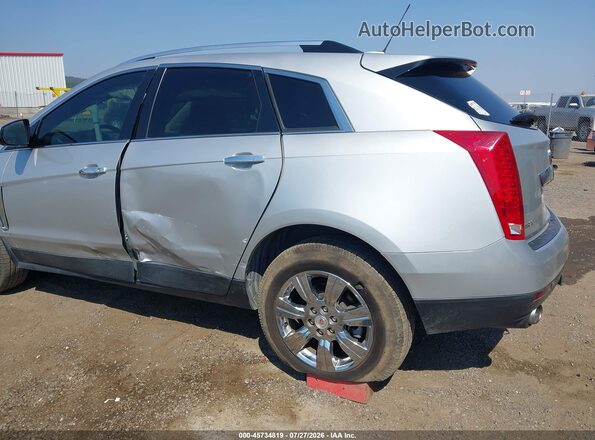 3GYFNBE38GS582341 2016 CADILLAC SRX Серебряный Вид спереди