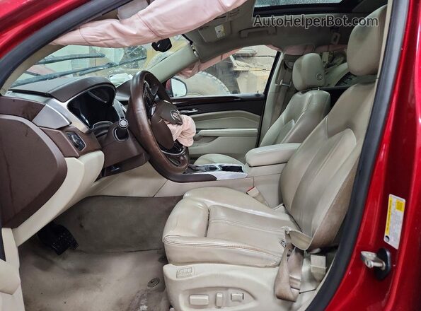 3GYFNCE30GS584526 2016 CADILLAC SRX Красный Вид салона спереди